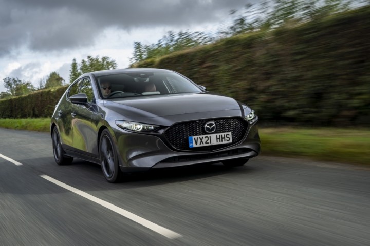 2021-mazda3 - 04